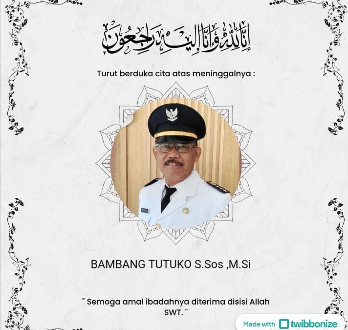 KABAR DUKA: Perangkat Desa Panimbang Takziah ke Mantan Camat Cimanggu