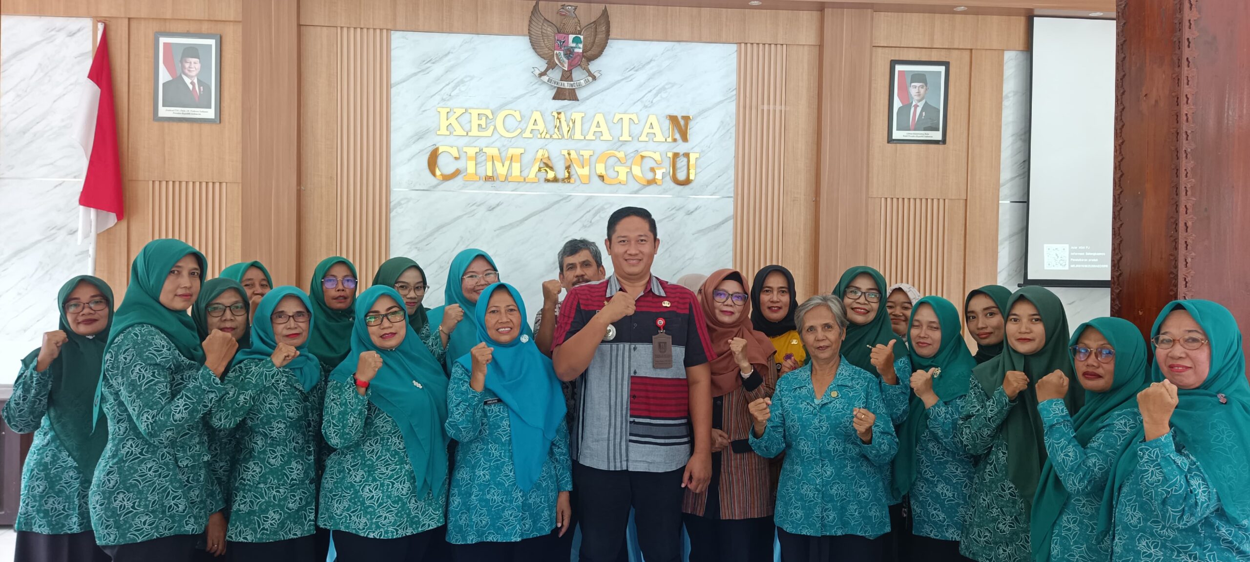 Kasi Pemerintahan Ikuti Pelatihan SIM PKK ONLINE